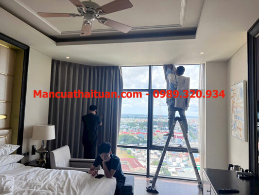 Thay màn cửa khách sạn Vinpearl Cần Thơ